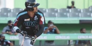 Ronald Guzmán es el MVP de Lidom; Urueta, Peña, Kubiak también premiados