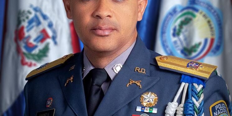 Director de la Policía advierte que harán cumplir restricciones de Navidad