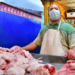 El pollo escasea y sube 11 pesos antes de Nochebuena