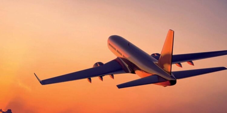 Salud Pública y Turismo piden suspender vuelos desde Reino Unido por nueva cepa de coronavirus