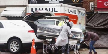 EEUU supera las 350,000 muertes por coronavirus