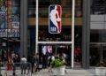 La NBA le dice a los equipos que las reglas sobre el uso de máscaras serán más estrictas