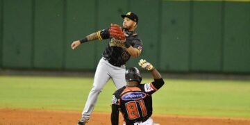 Maya tira bien, Peña pega jonrón y Águilas derrotan a Toros e igualan serie