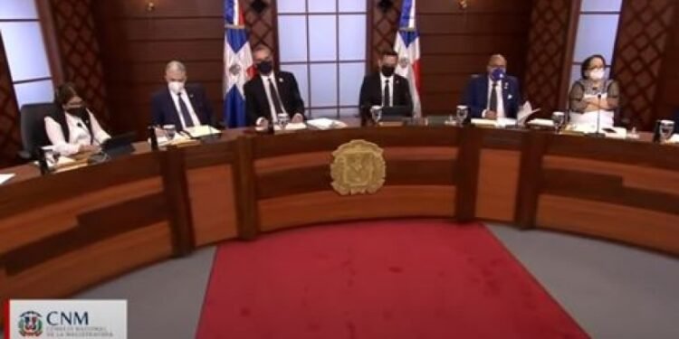 El CNM concluyó ayer la primera ronda evaluaciones aspirantes al Tribunal Constitucional