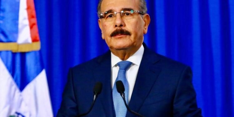 Danilo Medina evitó que más de 700,000 cayeran en la pobreza, dice el Gobierno