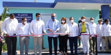 Presidente Abinader inaugura Planta de tratamiento y Sistema de aguas residuales en Luperón