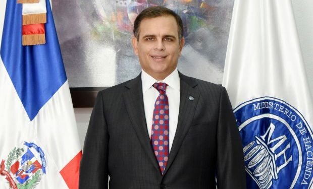 Ministro de Hacienda dice los retos que enfrentará (para este nuevo año) son difíciles