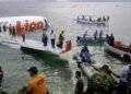 Indonesia confirma que cayó al mar avión con 62 personas a bordo