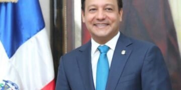 Abel Martínez sugiere al Gobierno incluir a los agentes de las Fuerzas Armadas en aumentos salariales