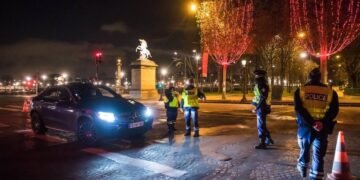 Primer fin de semana de 2021 con nuevas restricciones en el mundo por el virus