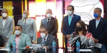 Diputados PLD fijan hoy posición sobre multas y maltratos PN por violar toque de queda