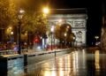 Francia refuerza el toque de queda y descarta por el momento el confinamiento para frenar los contagios