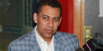 Guido solicita investigar transacciones vinculadas a Miguel Vargas, Andy Dauhajre, Julio Correa, Adán Cáceres y Robert de la Cruz
