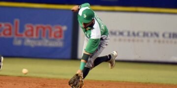Las Estrellas lideran a los Guantes de Oro