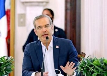 Abinader reconoce confinamiento aumenta violencia intrafamiliar; dice implementará cultura de paz