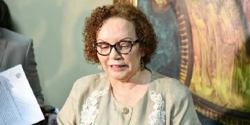 Revocan tarifa de las multas por violación del toque de queda