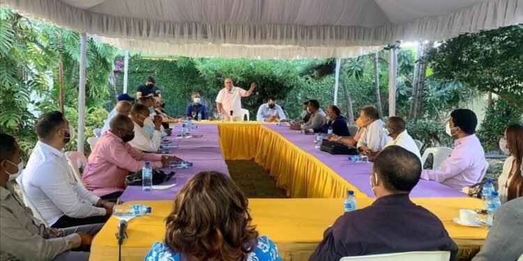 Charlie Mariotti dijo que trabajará duro para levantar las bases del PLD, a quien le debe su carrera politica