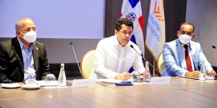 Gabinete de Turismo asegura República Dominicana está preparada para hacer pruebas a todos sus turistas