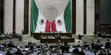 Los diputados mexicanos desviaron 506 millones de pesos a 130 empresas fantasma entre 2013 y 2018