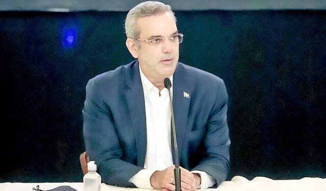 Abinader llega a Puerto Rico para toma de posesión del nuevo gobernador