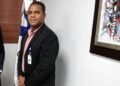 Acusan de violación sexual al encargado de Aduanas en Santiago