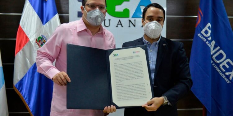 Aduanas y el Bandex acuerdan facilitar comercio y expandir exportaciones