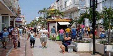 Cubanos llegan con “susto” al 2021 por el inicio de una fuerte reforma económica
