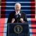 Biden cumple su promesa y pide la ciudadanía para 11 millones de indocumentados en su pimer día