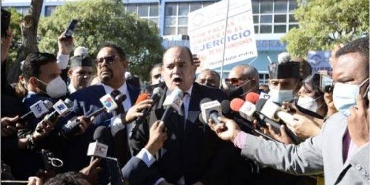 Protesta de abogados se convirtió en desorden mayúsculo en el Día del Poder Judicial