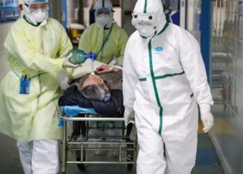 CMD denuncia que más de 400 médicos que trabajan con casos de COVID-19 tienen tres meses sin cobrar