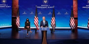 Biden incluye en su equipo a veteranos exfuncionarios de la gestión de Obama