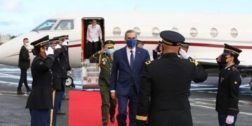 Abinader fue el único mandatario que asistió al acto de juramentación de Pedro Pierluisi