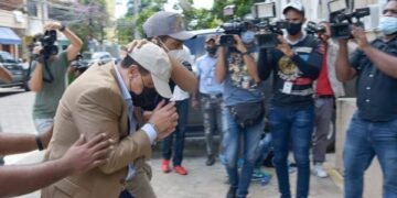 Alexis Medina se queja porque sólo le permiten estar en el patio de la cárcel de 10 a 15 minutos