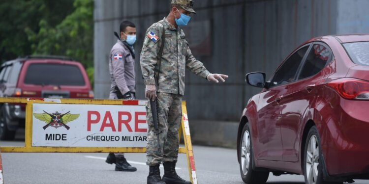 República Dominicana recibe 2021 con endurecimiento de las restricciones por COVID-19