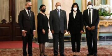 Cuatro nuevos jueces del Tribunal Constitucional toman juramento