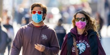 Entró en vigor uso de mascarillas permanente en transporte USA