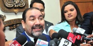 Rogelio Genao presentará modificación al proyecto del 30 % de las AFP para que solo se entregue un 15 %