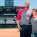 La esposa de Pujols anuncia que el pelotero se retirará este año