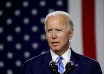 Biden anuncia un aumento del cupo anual de refugiados en EE.UU. hasta 125.000