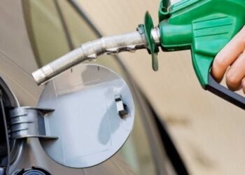 Industria y Comercio dice Gobierno asumirá alza combustibles; precios permanecen invariables