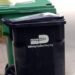 Un niño escondido en un contenedor de basura casi muere aplastado en EEUU