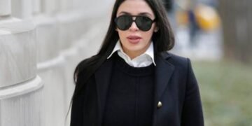 Estados Unidos detiene a la mujer de “El Chapo”, acusada de narcotráfico