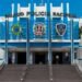 Policía resulta herido de bala en incidente con hombre buscado por robo en Los Tres Brazos