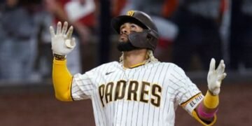 Fernando Tatis Jr. acuerda extensión con los Padres por US$340 millones