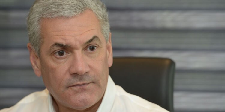 Solicitan a la Procuraduría investigar gestión de Castillo en Obras Públicas