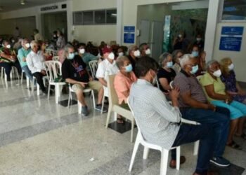 Gobierno habilita plataforma para hacer citas para vacunarse contra el COVID-19