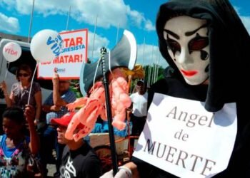 Tema del aborto desata posiciones encontradas entre políticos y sus partidos