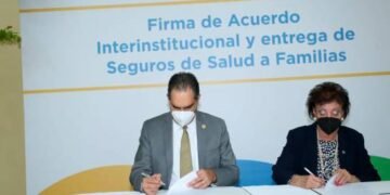 Senasa abre proceso para dotar de seguro a familias de niños en centros Inaipi