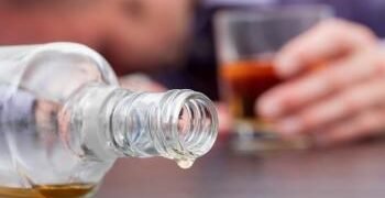 Al menos 18 muertos por ingesta de alcohol adulterado en RD