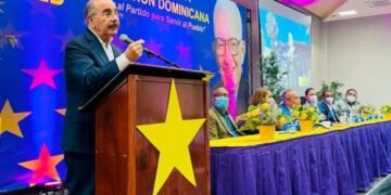 Danilo Medina: “El PLD está de vuelta”